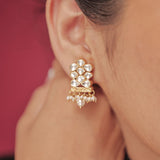 Traditional stud earrings Traditional stud earrings