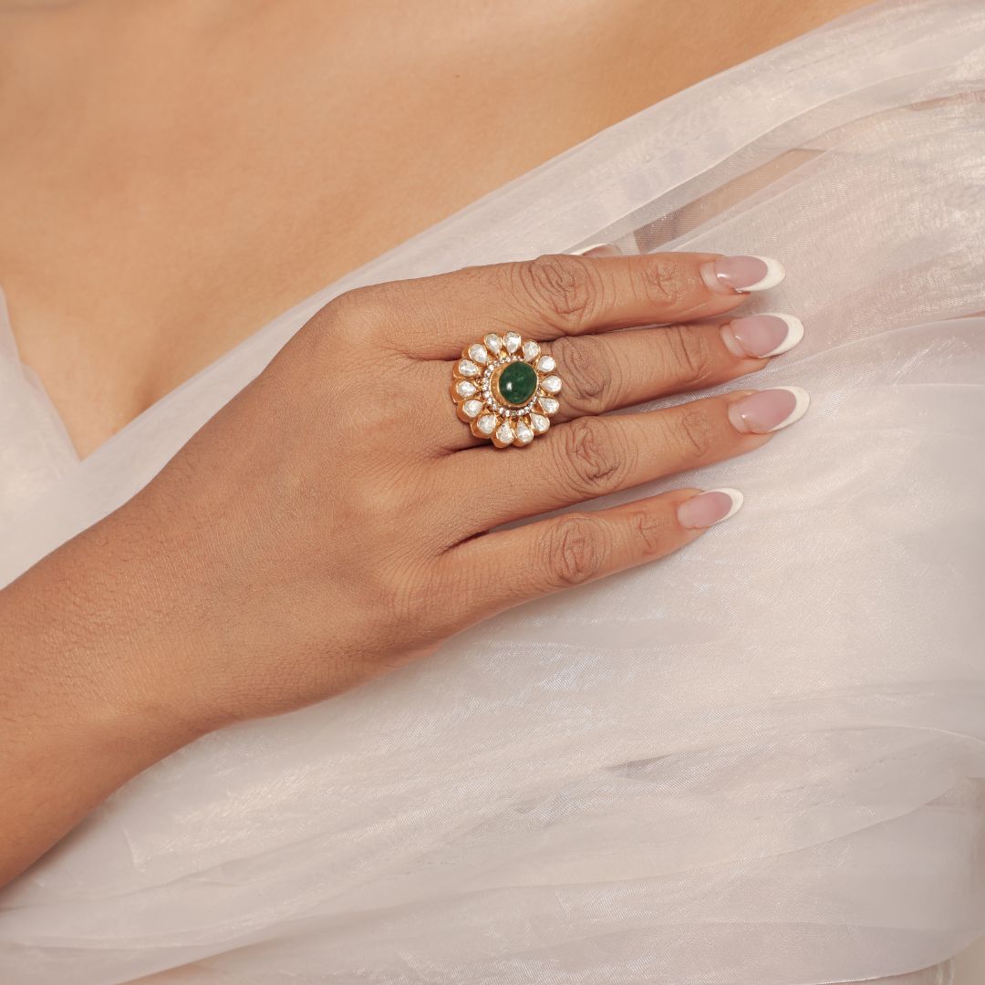 Green stone ring Green stone ring