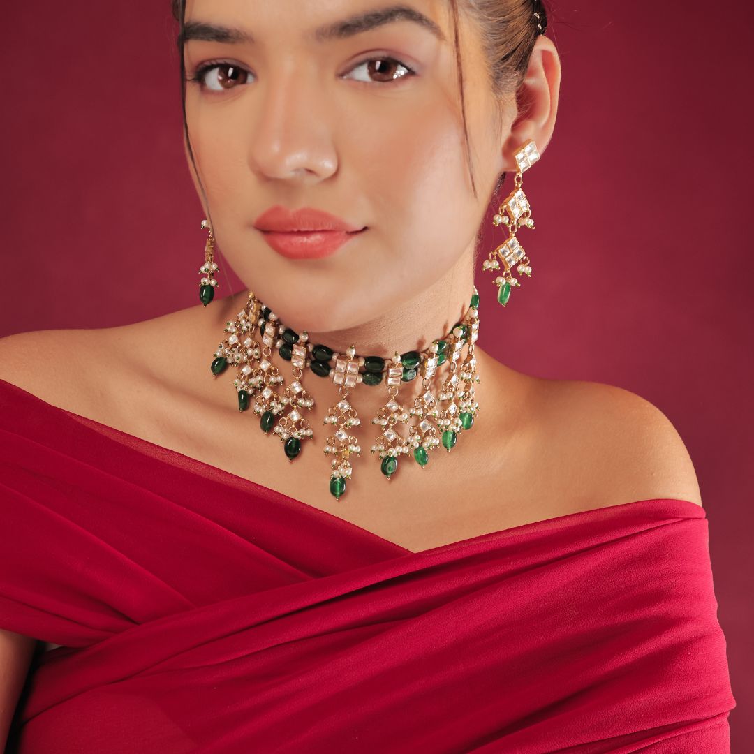 Green Choker And Necklace